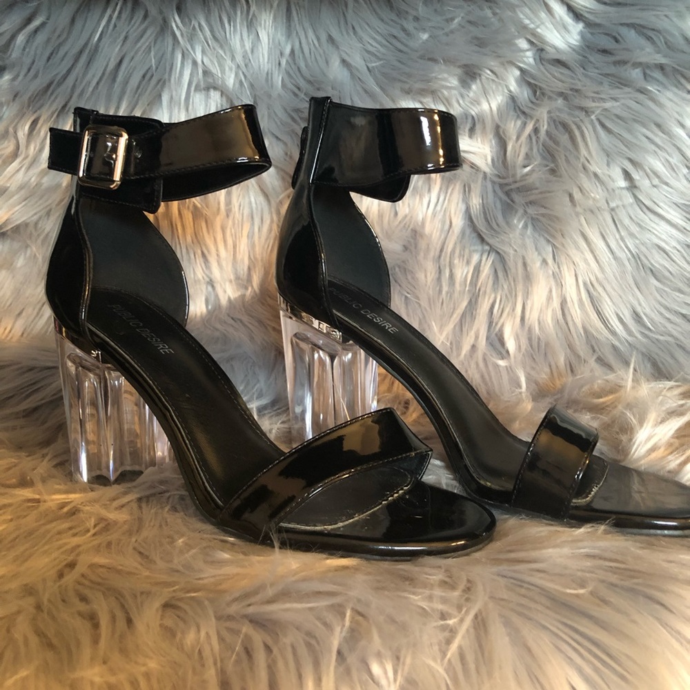 High Heels - Picture 6 of 7